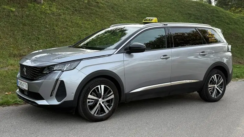 Taxi limousine peugeot